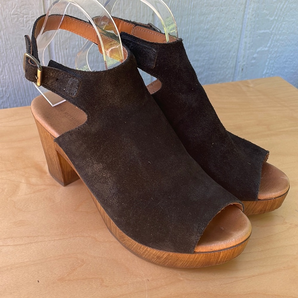 ERIC MICHAEL Rhonda Leather Heeled Sandals Wood Grain Heels size 40